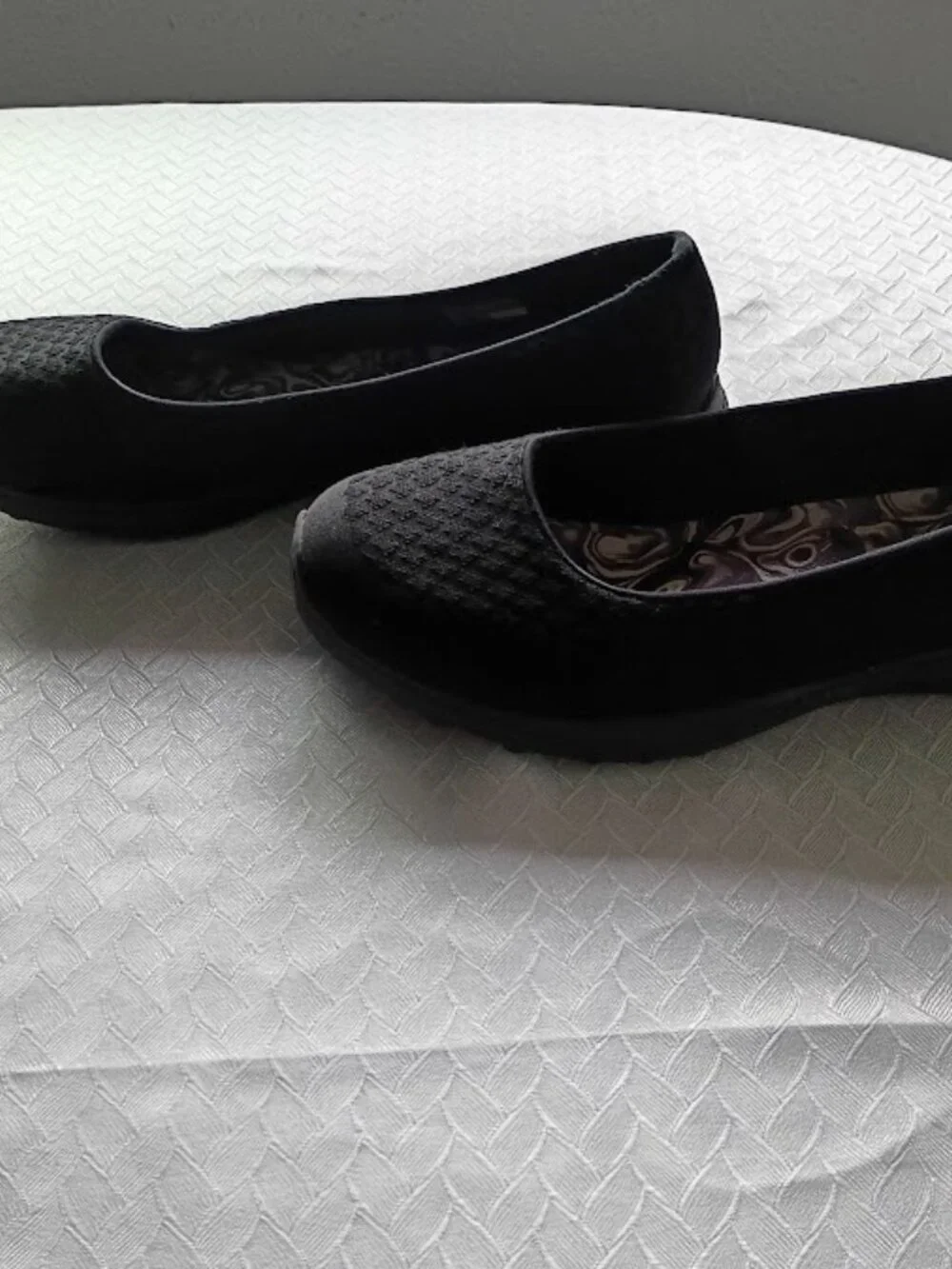 Skechers Women's Black Wide Fit LIKE NEW Ballet Flats Size 10